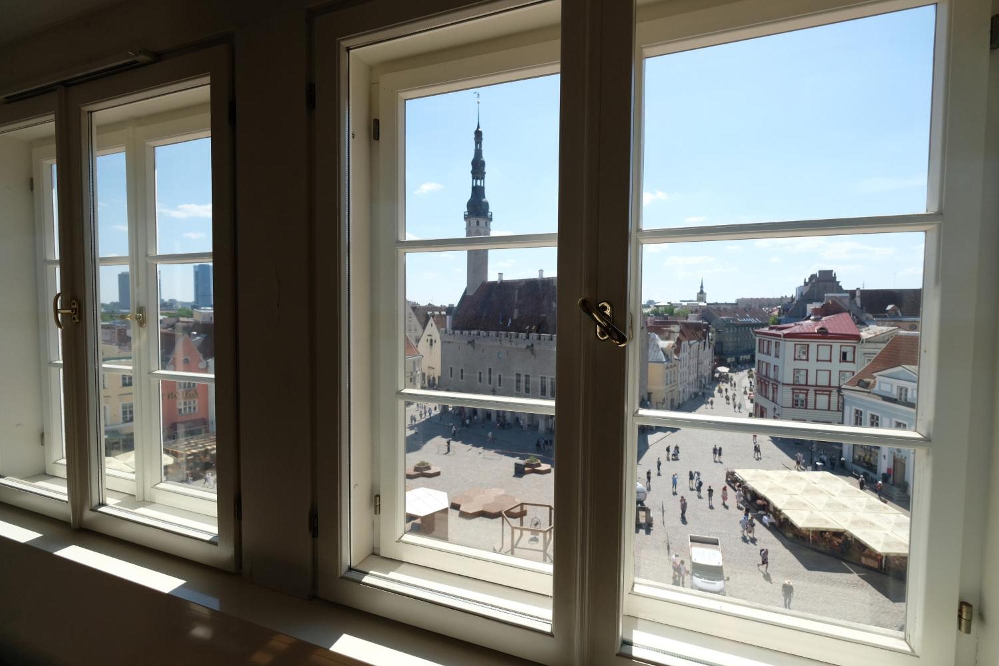 Tallinn City Apartments Old Town Square Екстериор снимка