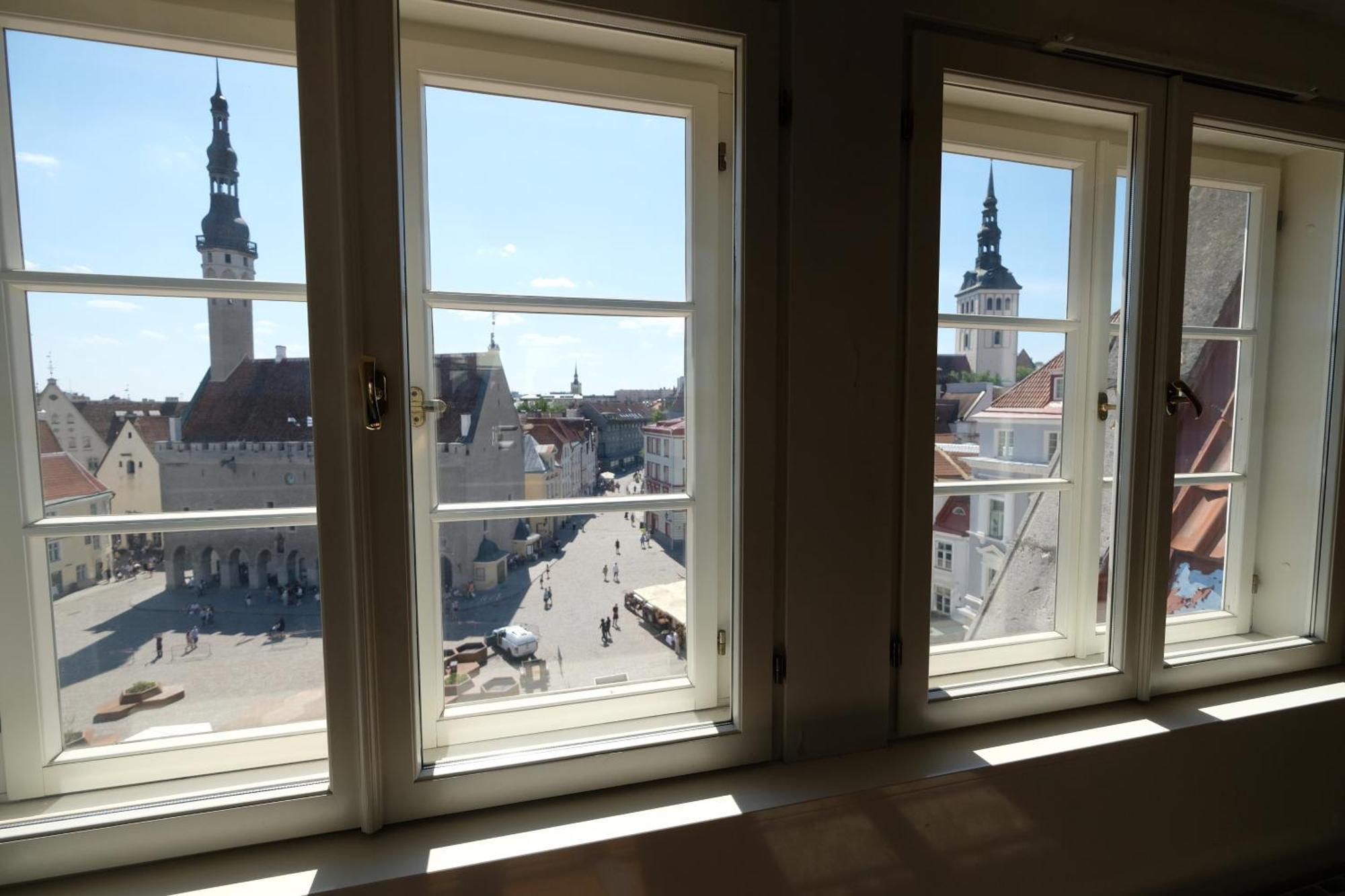 Tallinn City Apartments Old Town Square Екстериор снимка